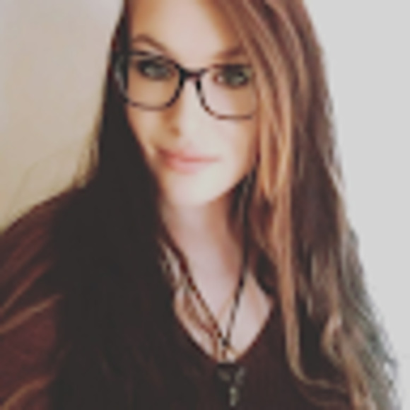 Meet your Posher, Payton - Picture 1 of 1